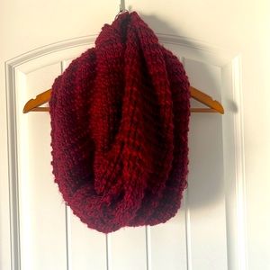 Express infinity, knit scarf